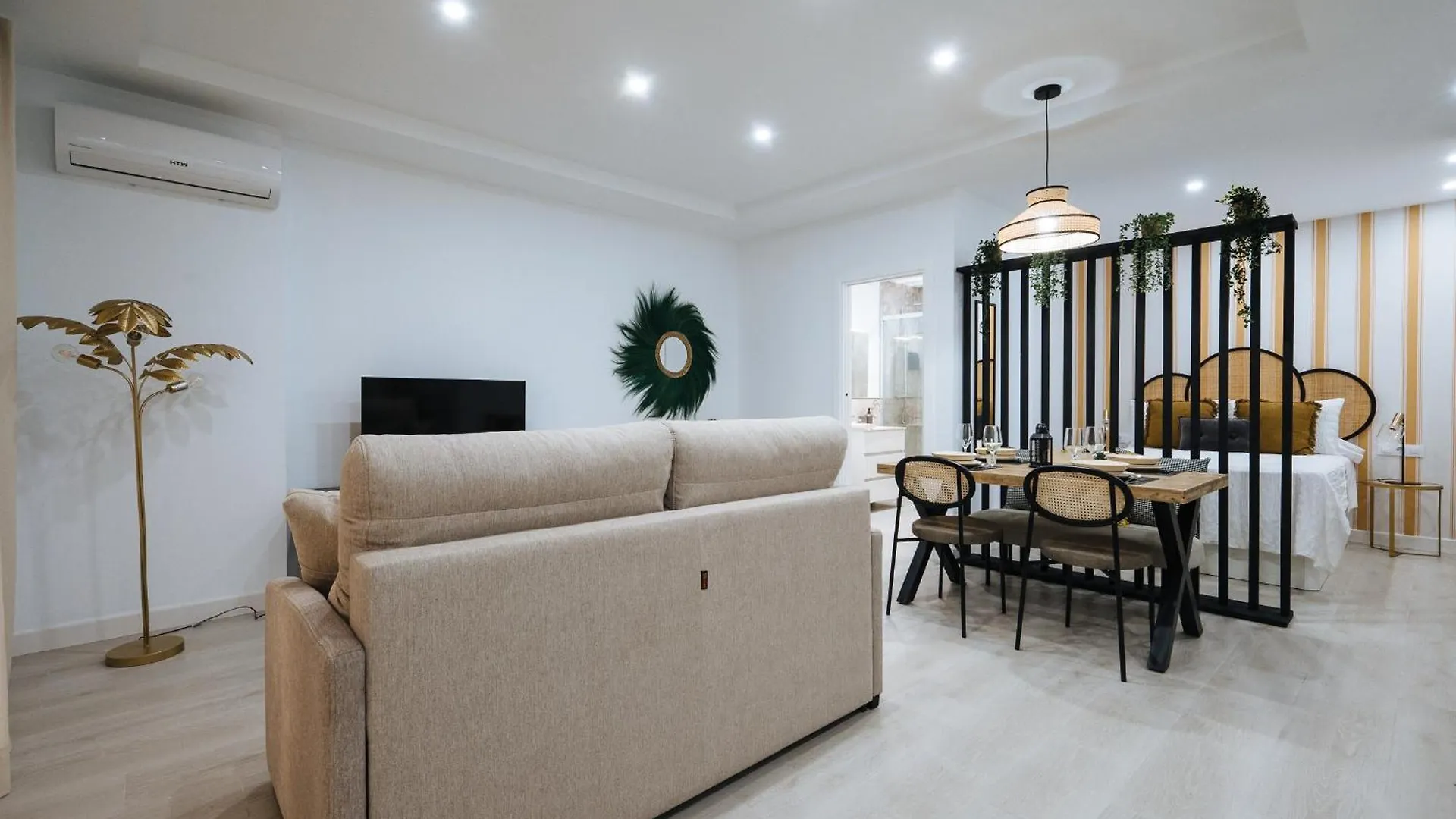 Apartment Wish Suite Miraflores De Sevilla Spain