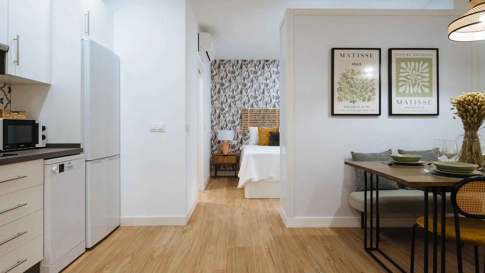 Wish Suite Miraflores De Sevilla 0*, Seville